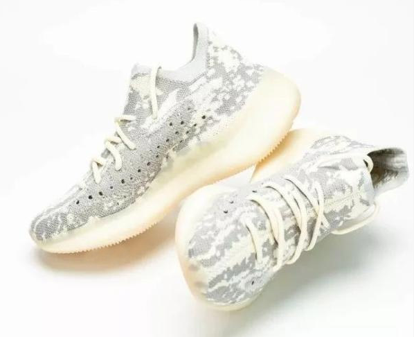 Yeezy350的V3版本還沒最終定版，竟然現(xiàn)在就有渠道貨開始賣了？