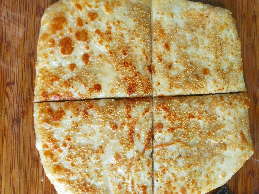 千層餅怎么做才好吃？原來和面有技巧，做對(duì)了外黃里暄，酥軟油潤