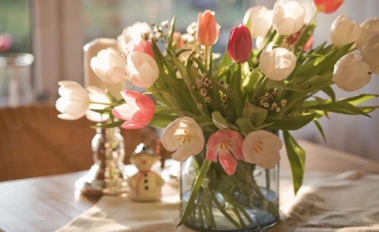 真正會(huì)說(shuō)話的人，懂得以下8種交流技巧