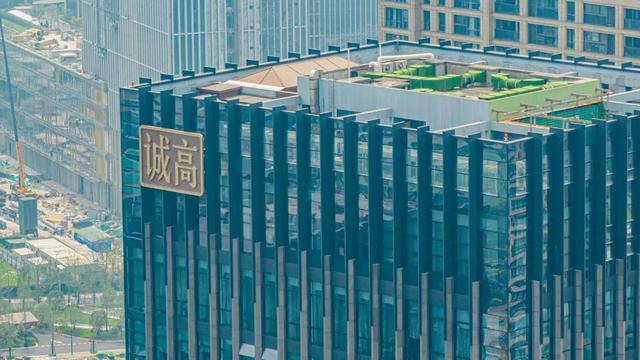 letslim是什么牌子（letsaqoa什么牌子）