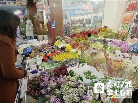 昆明鮮花批發(fā)市場(chǎng)地址個(gè)區(qū)，昆明鮮花批發(fā)市場(chǎng)地址在哪里怎么坐車(chē)去？