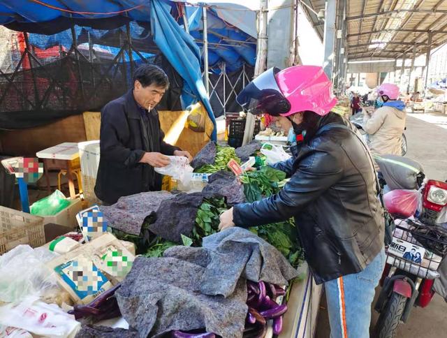 昆明蔬菜批發(fā)一手貨源在哪里找，昆明蔬菜批發(fā)一手貨源在哪里找到？